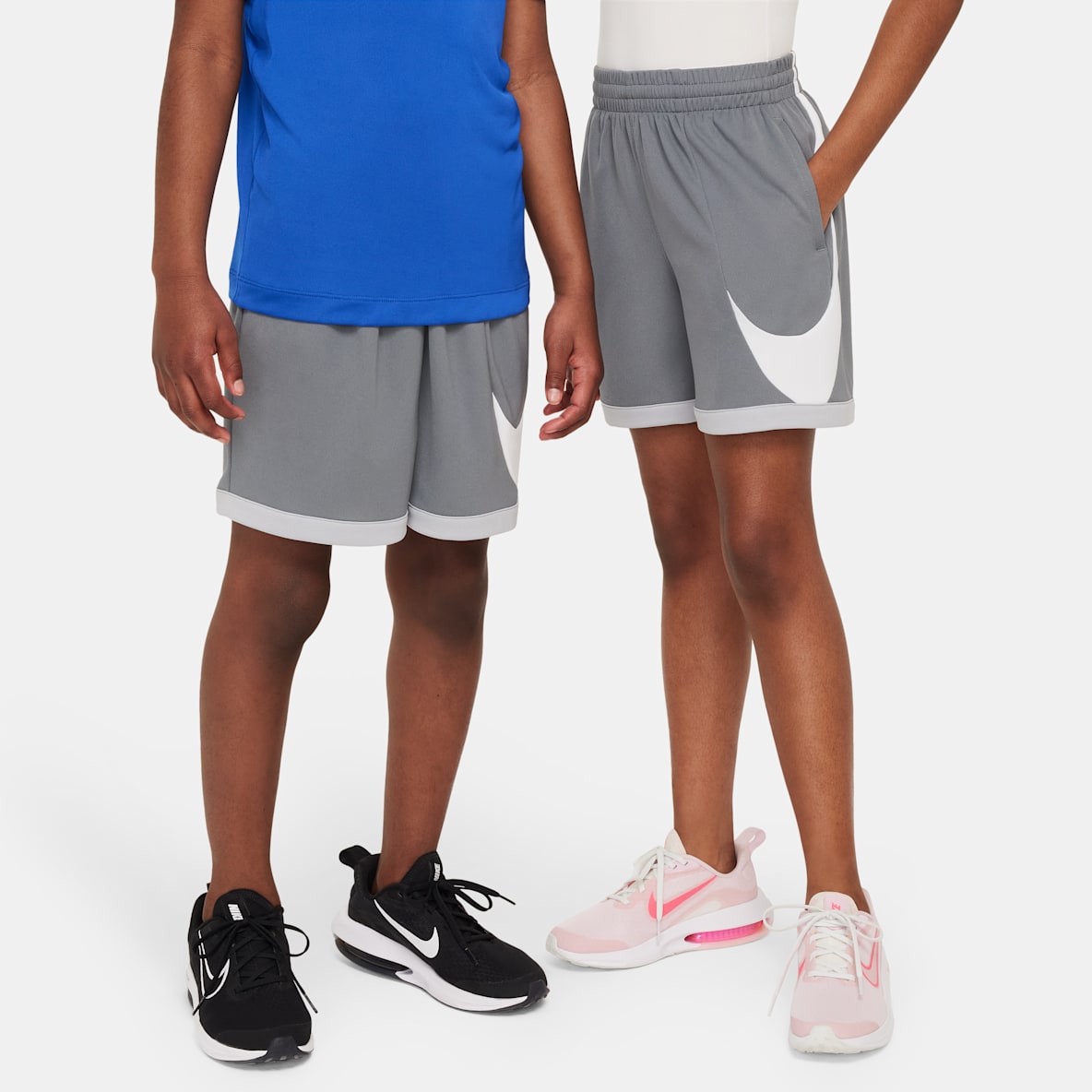 Nike Multi+ Nike Multi+ Shorts de entrenamiento Dri-FIT para niños talla grande