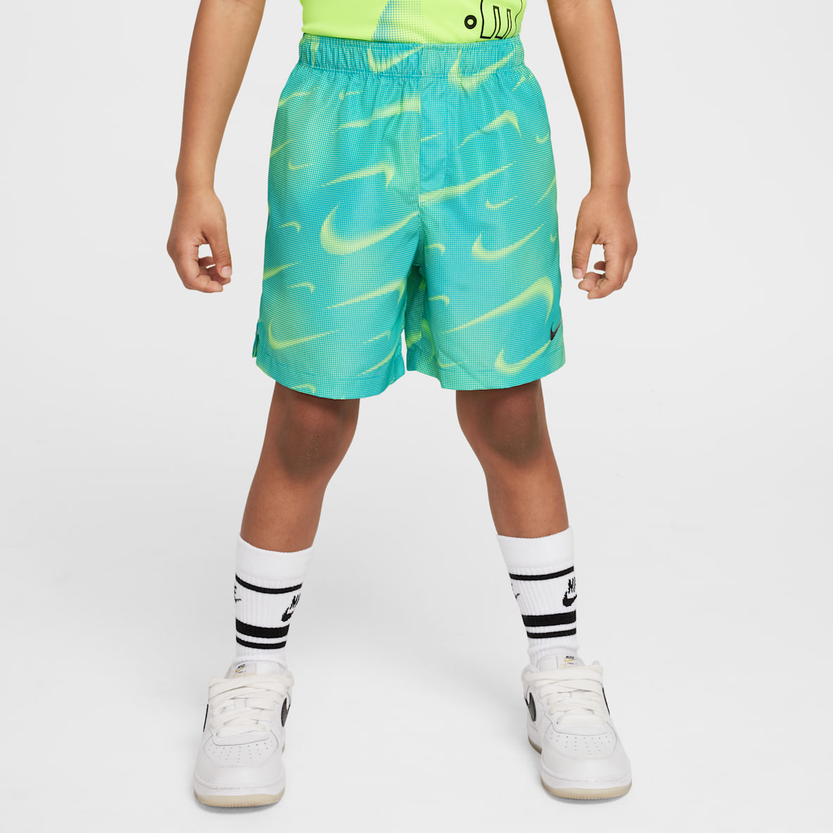 Nike Dri-FIT Nike Dri-FIT Shorts de tejido Woven con estampado Rhythm para niños talla pequeña