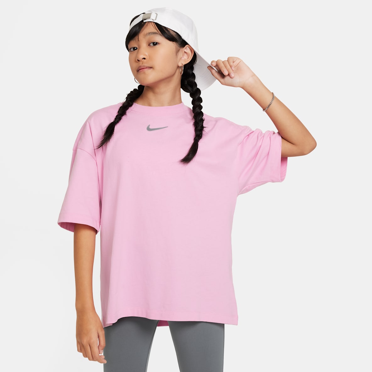 Nike Sportswear Older Kids' (Girls') Oversized T-Shirt