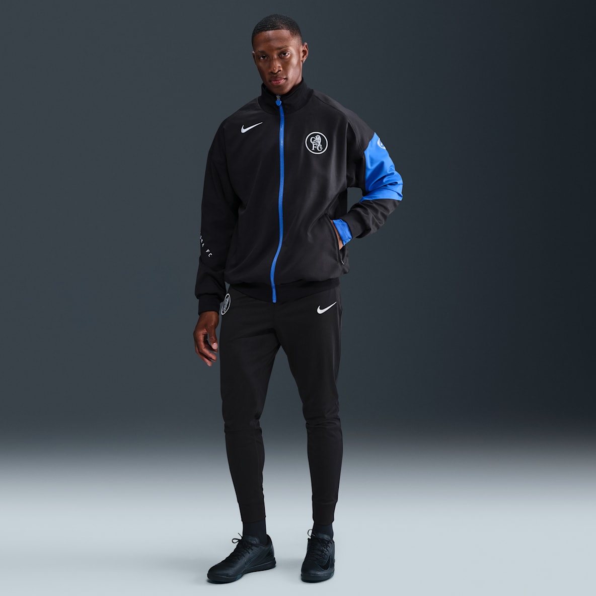FC Chelsea Strike Third FC Chelsea Strike Third Nike Dri-FIT Total 90 Fußball-Trainingshose aus Strickmaterial (Herren)