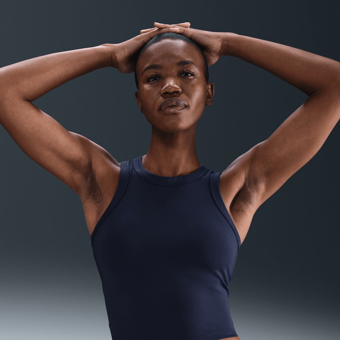 Nike One Fitted Nike One Fitted Korte tanktop met Dri-FIT voor dames