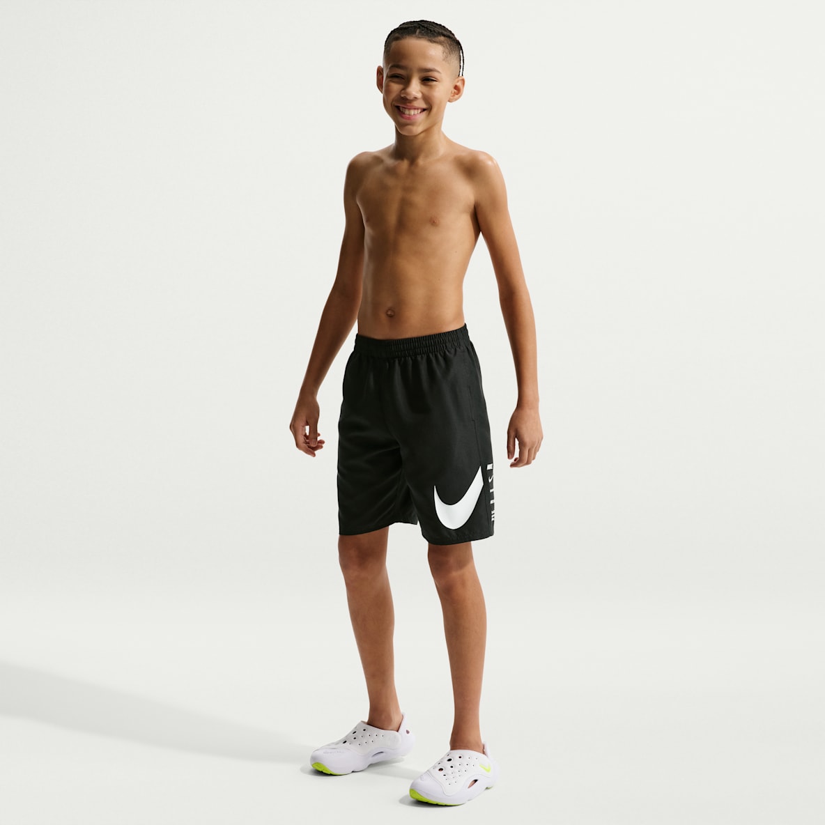 Nike Swim Breaker Shorts de playa o alberca con forro de ropa interior de 18 cm para niño talla grande
