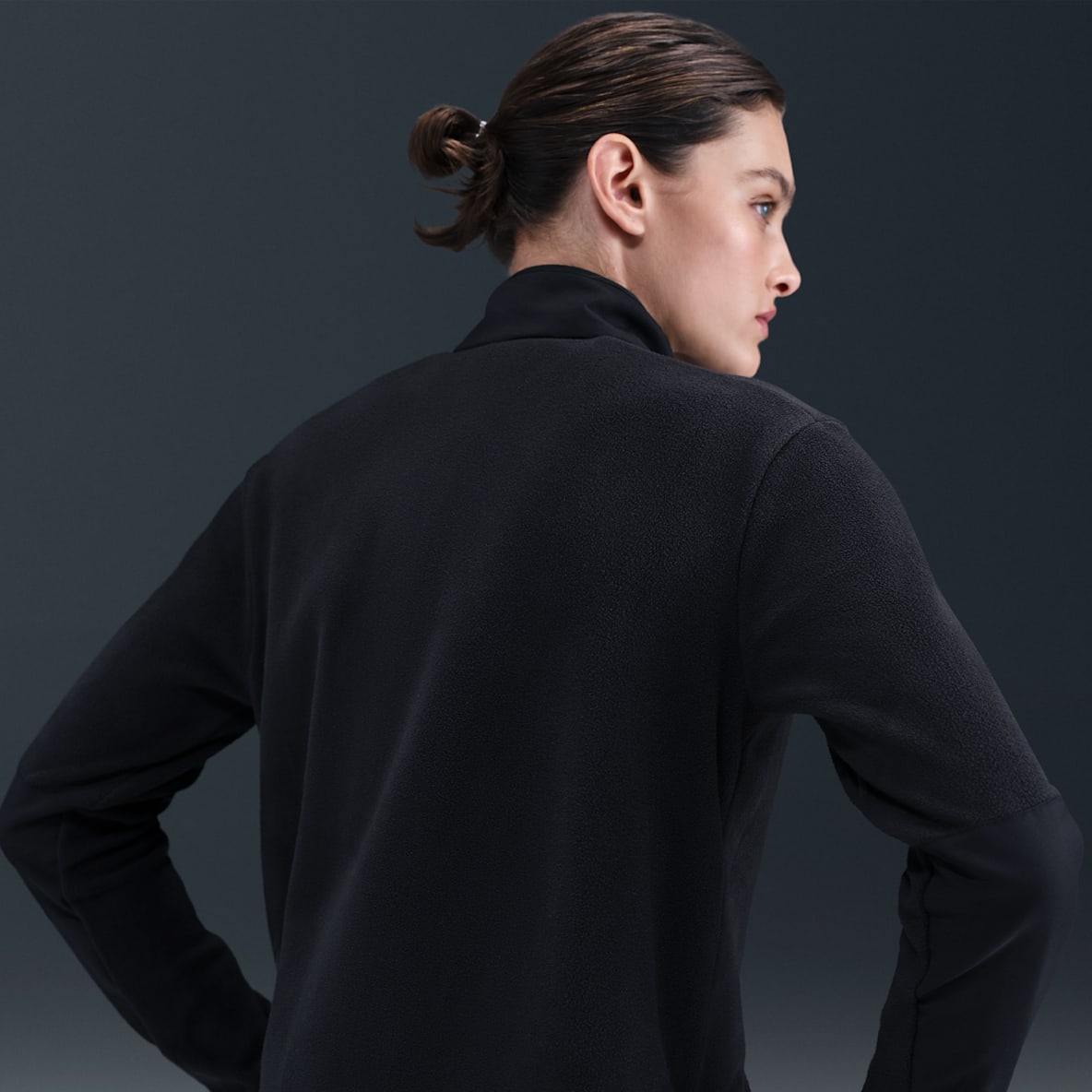 Nike Therma-FIT Victory Women's Long-Sleeve 1/2-Zip Golf Top