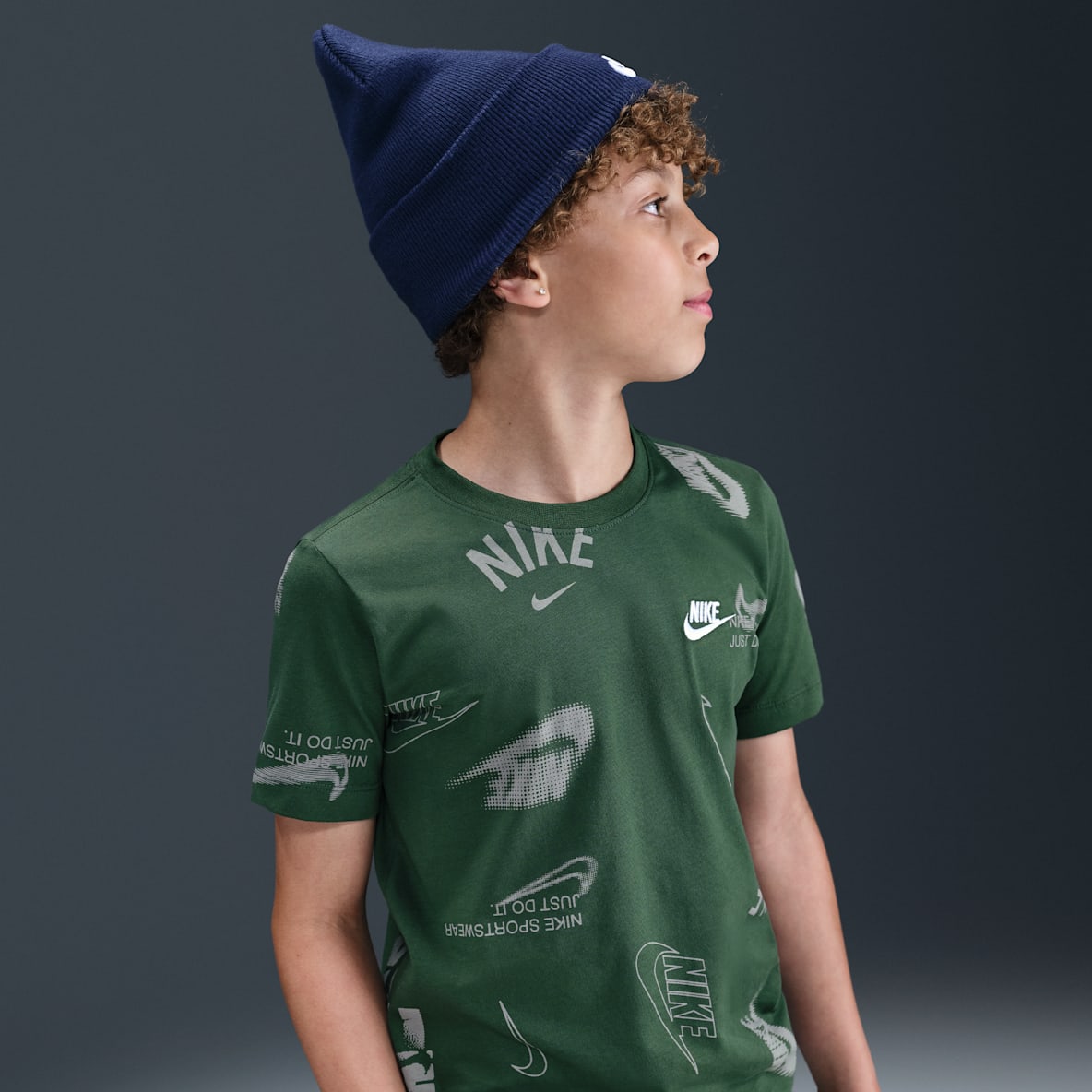 Nike Sportswear Nike Sportswear เสื้อยืดเด็กโต