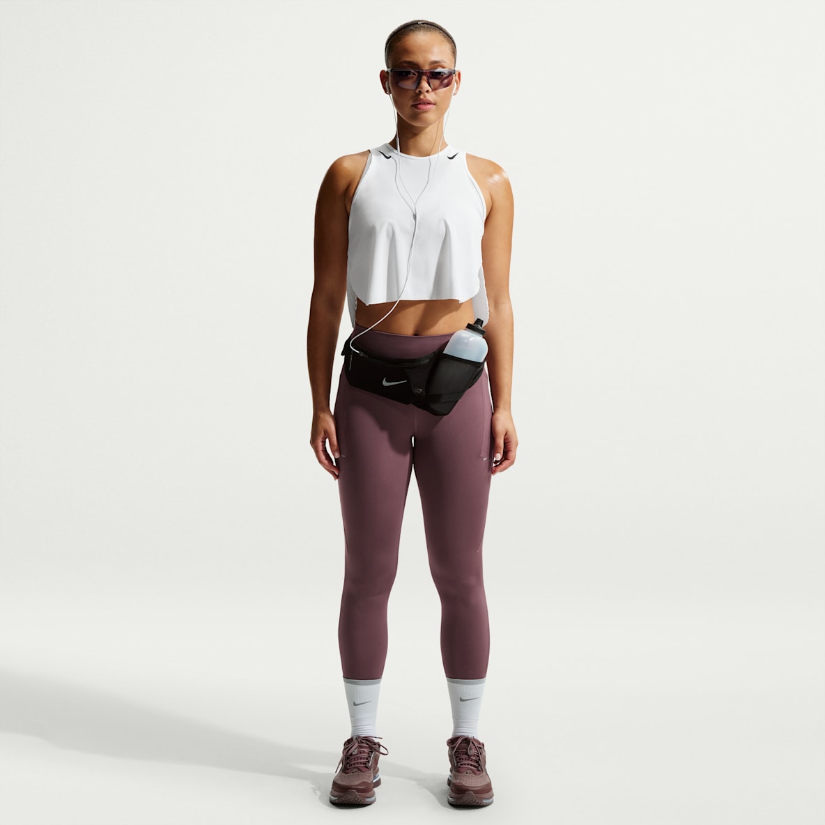 Nike Swift Women's High-Waisted 7/8 Running Leggings with Pockets