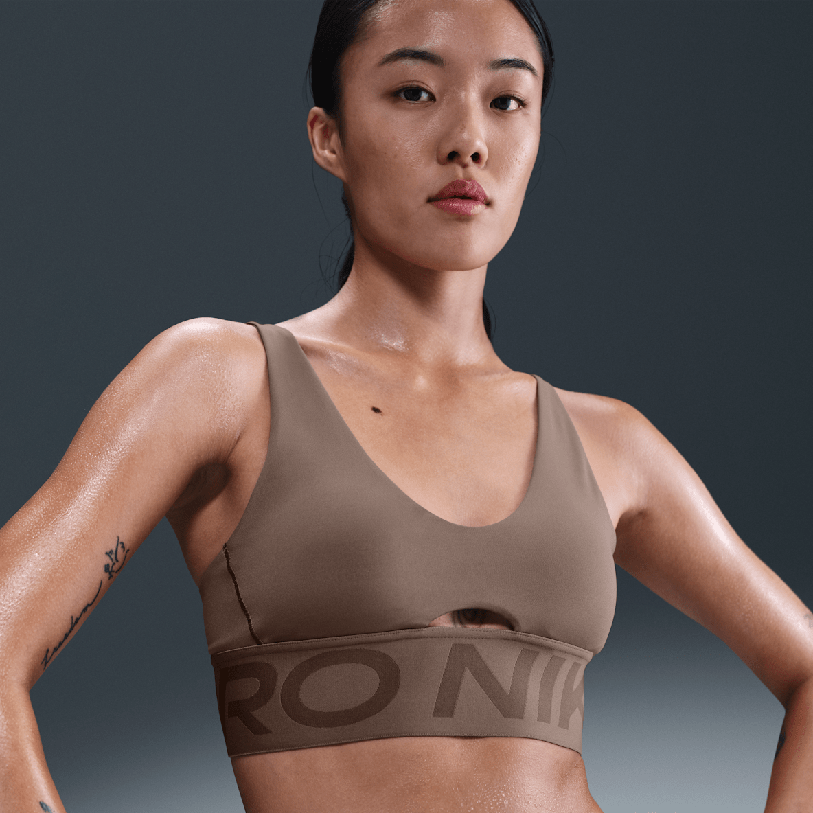 Nike Pro Indy Plunge Nike Pro Indy Plunge Women's Medium-Support Padded Sports Bra