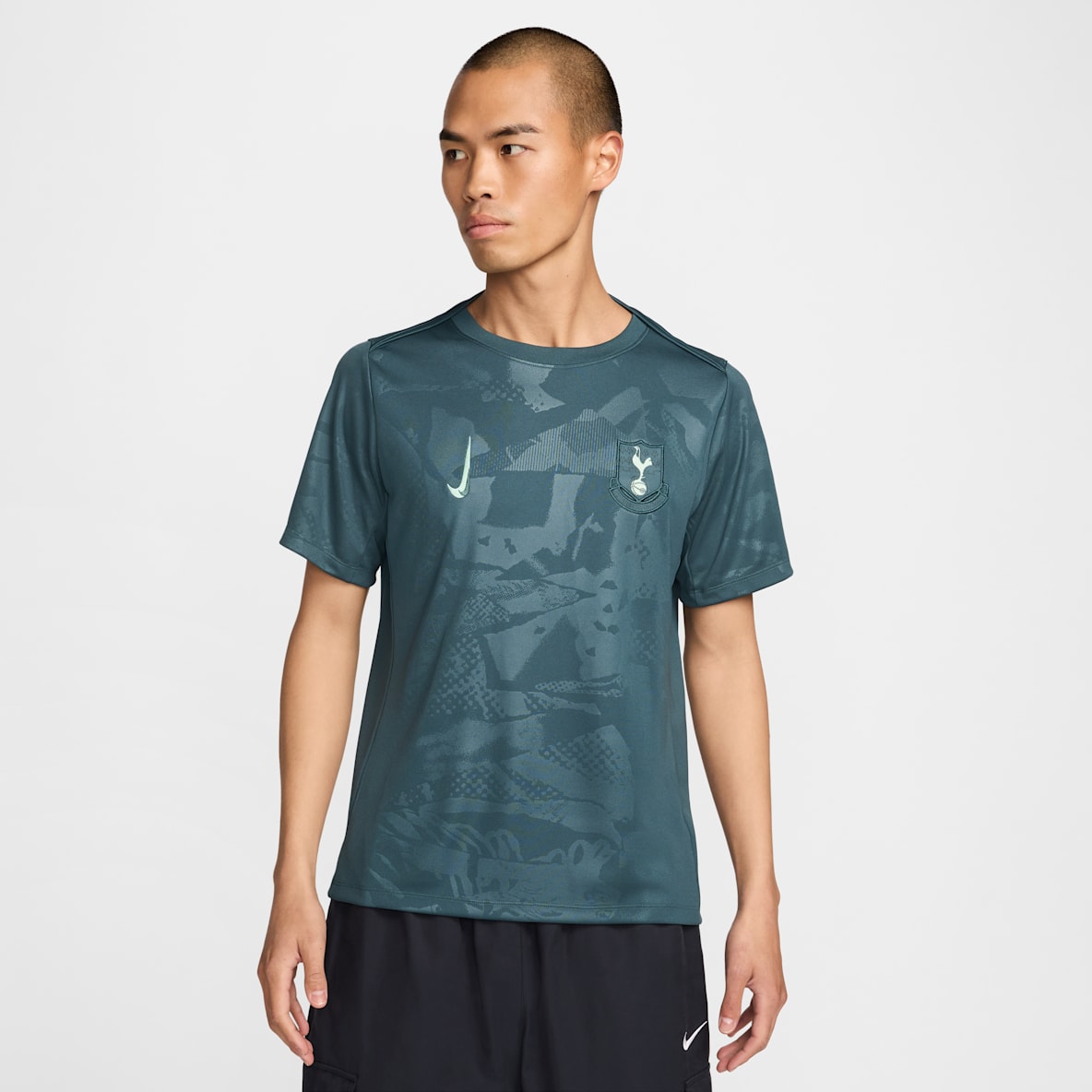 Tottenham Hotspur Academy Pro Third Tottenham Hotspur Academy Pro Third Men's Nike Dri-FIT Football Pre-Match Top