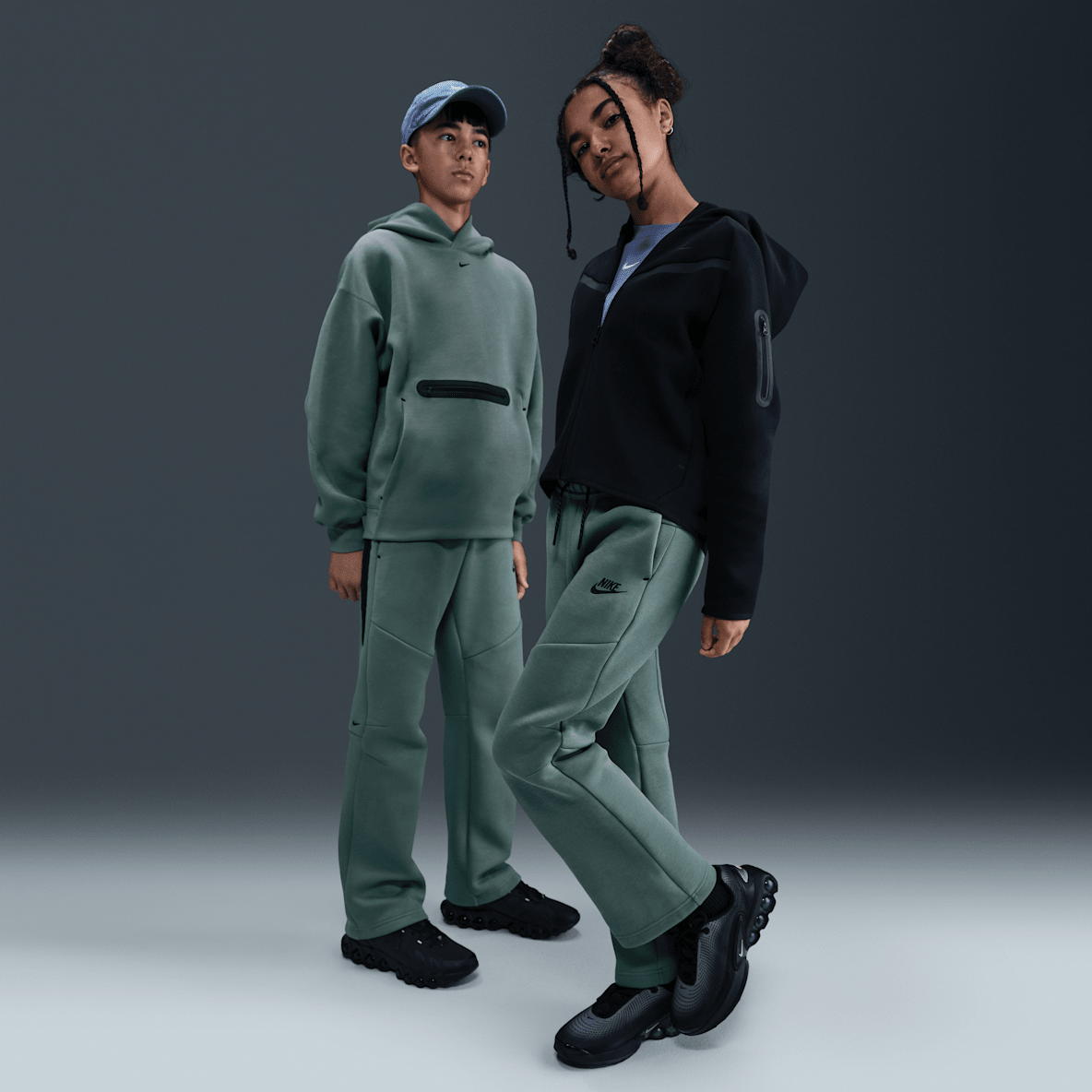 Nike Sportswear Tech Fleece Nike Sportswear Tech Fleece Hose mit offenem Saum für ältere Kinder (Jungen)