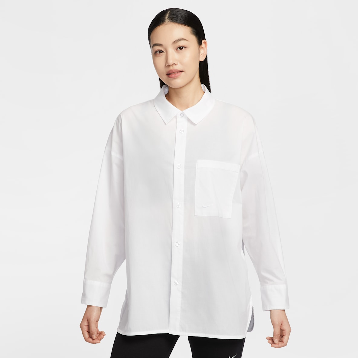 Nike Sportswear Chill Poplin Nike Sportswear Chill Poplin Woven Loose Long-Sleeve Button-Down Top