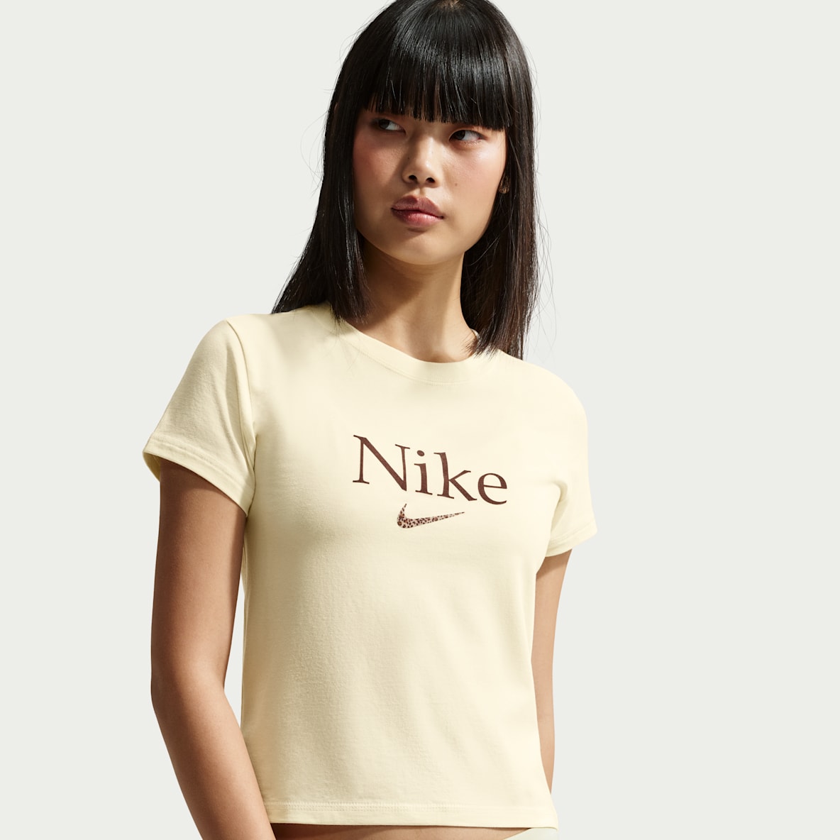 Nike Sportswear Kurz-T-Shirt für Damen