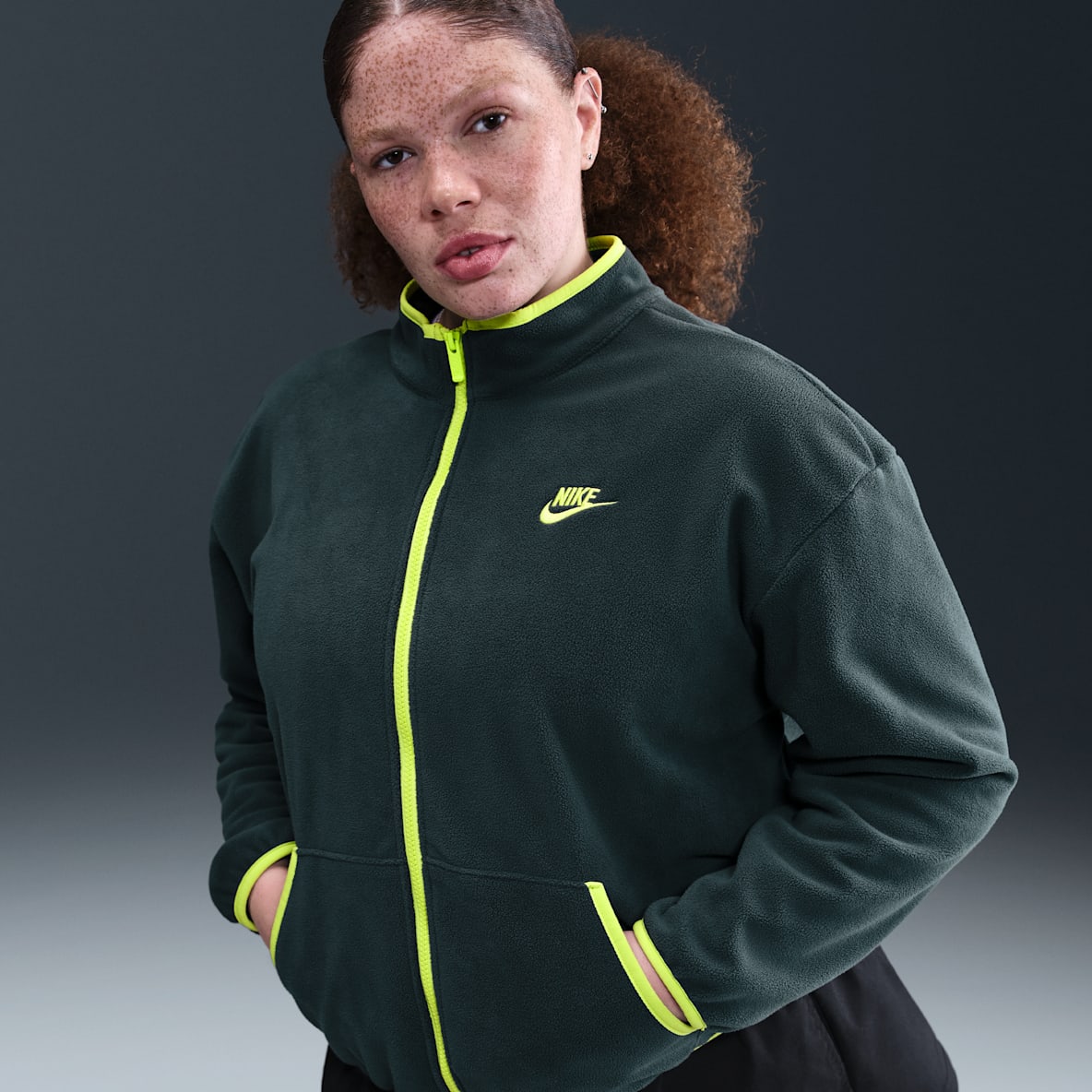 Nike Sportswear Club Fleece Women's Loose Cozy Track Jacket (Plus Size)