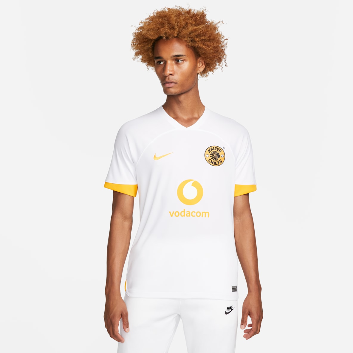 Kaizer Chiefs F.C. 2022/23 Stadium (bortedrakt) Kaizer Chiefs F.C. 2022/23 Stadium (bortedrakt) Nike Dri-FIT fotballdrakt til herre