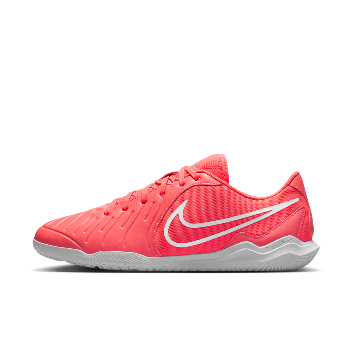 Nike Tiempo Legend 10 Club Nike Tiempo Legend 10 Club Indoor Court Low-Top Football Shoes