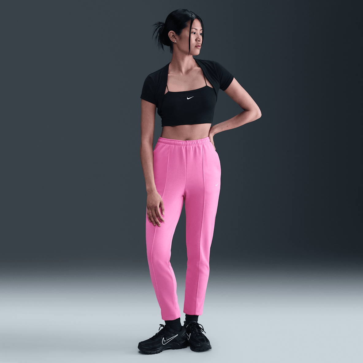 Nike Sportswear Chill Terry Nike Sportswear Chill Terry Women's Slim High-Waisted French Terry Sweatpants