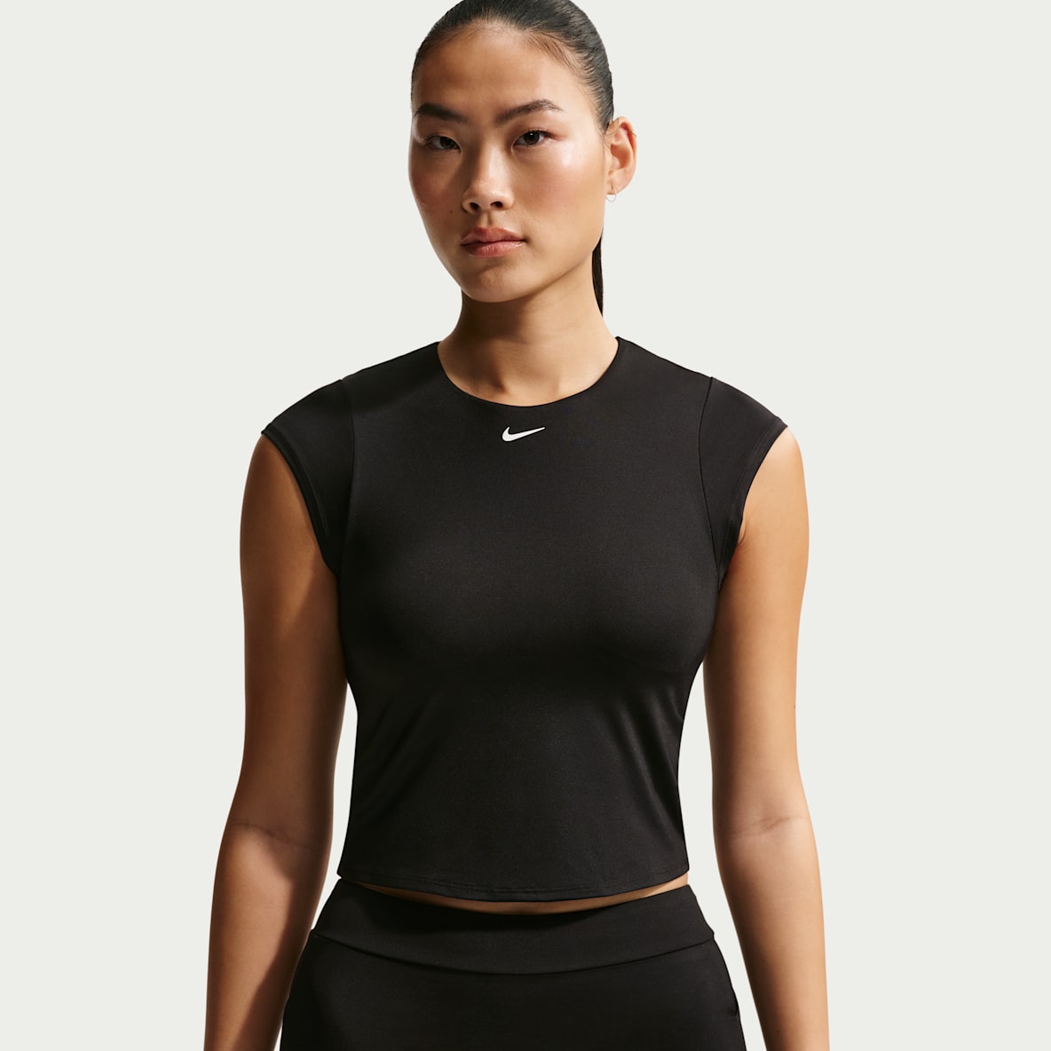 나이키 스윔 에포트리스 에센셜 여성 캡 소매 스윔 탑