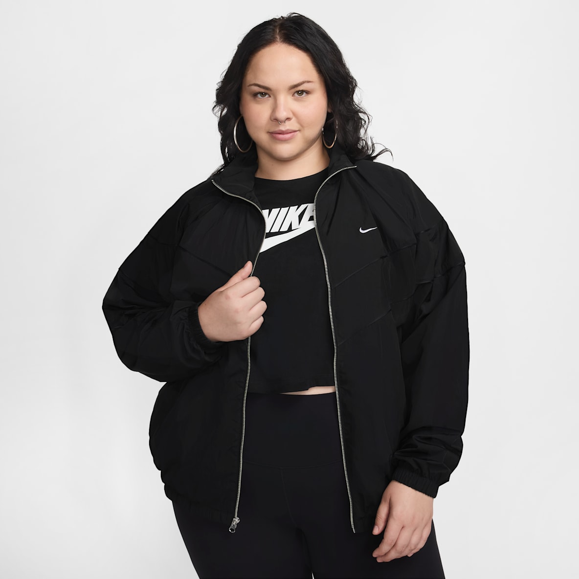 Nike Windrunner Women's Loose UV Woven Full-Zip Jacket (Plus Size)