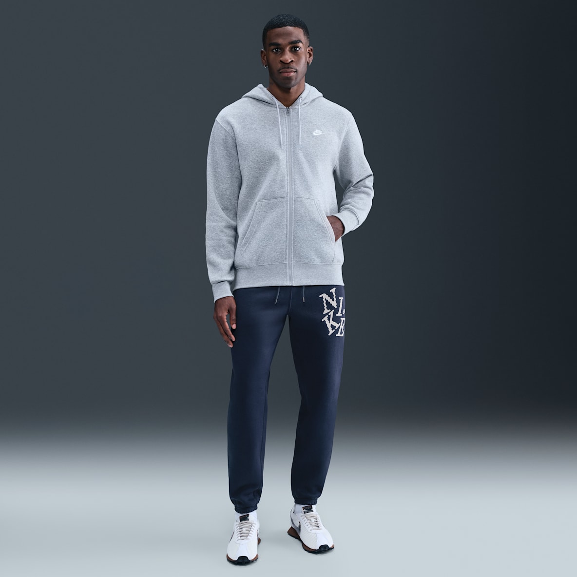 Nike Sportswear Club Nike Sportswear Club Men's Cuffed Fleece Joggers