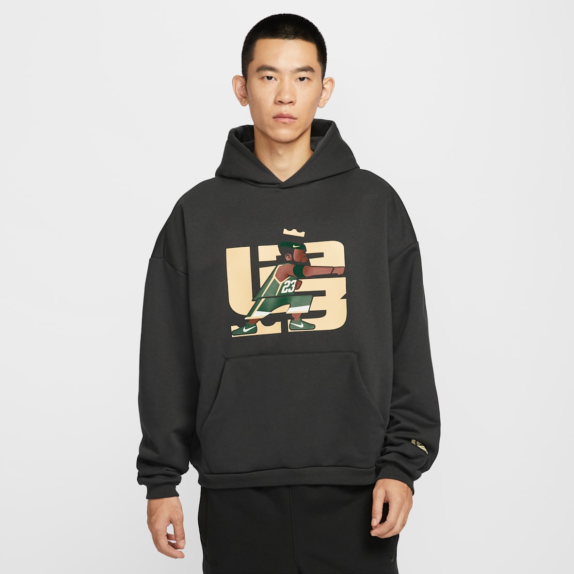 LeBron “Point Forward” เสื้อบาสเก็ตบอลมีฮู้ดแบบสวมสำหรับผู้ชาย Therma-FIT