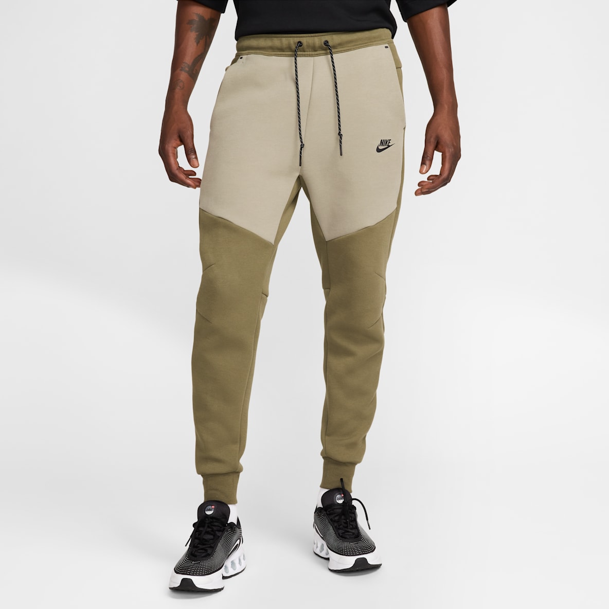 Nike Tech Nike Tech Pantaloni jogger in fleece – Uomo