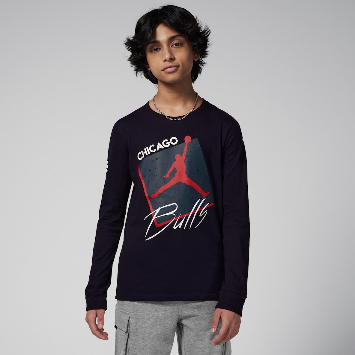 Chicago Bulls Courtside Statement Edition Chicago Bulls Courtside Statement Edition Older Kids' (Boys') Jordan Max90 NBA Long-Sleeve T-Shirt