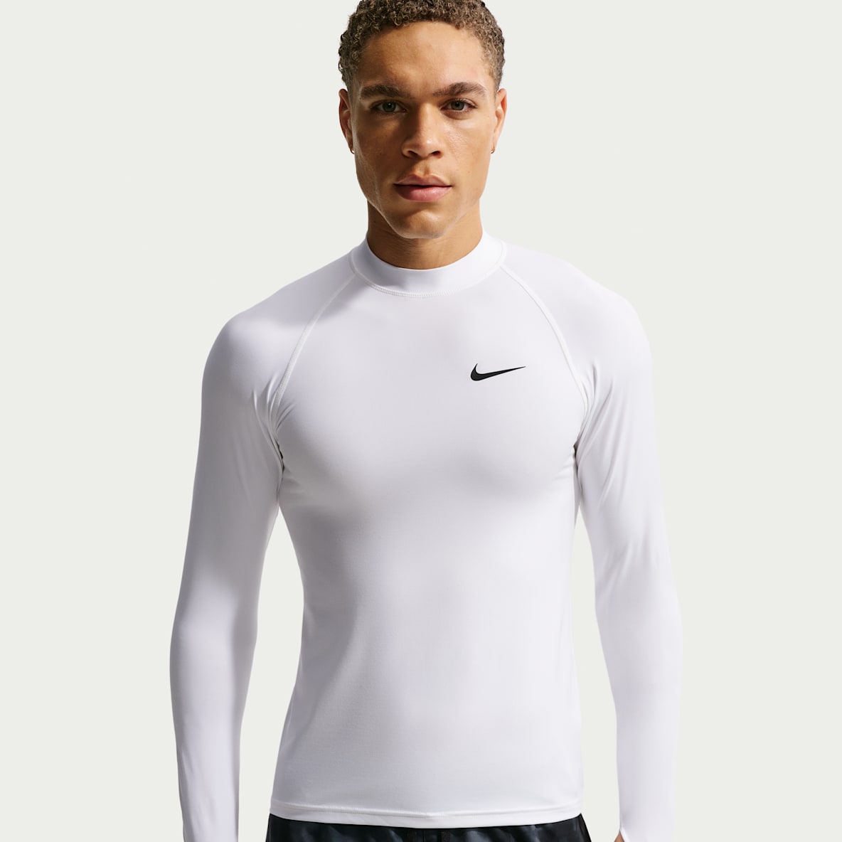 Nike Swim Whitewater Essential Playera rashguard de manga larga Dri-FIT UV para hombre