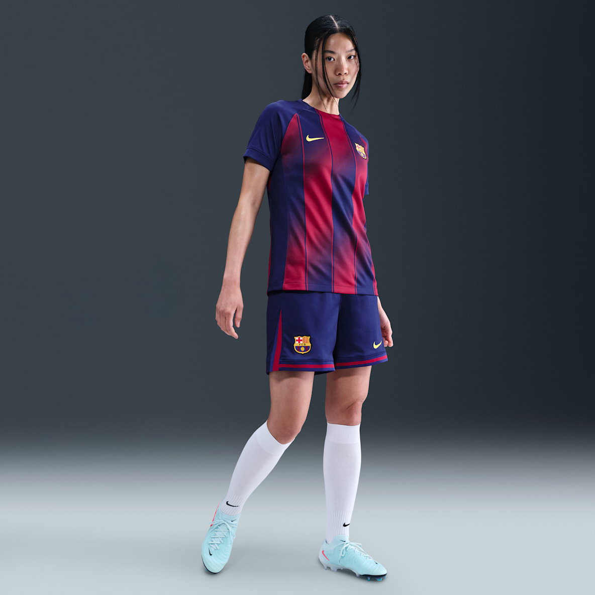F.C. Barcelona 2025/26 Stadium Home F.C. Barcelona 2025/26 Stadium Home Women's Nike Dri-FIT Football Replica Shorts