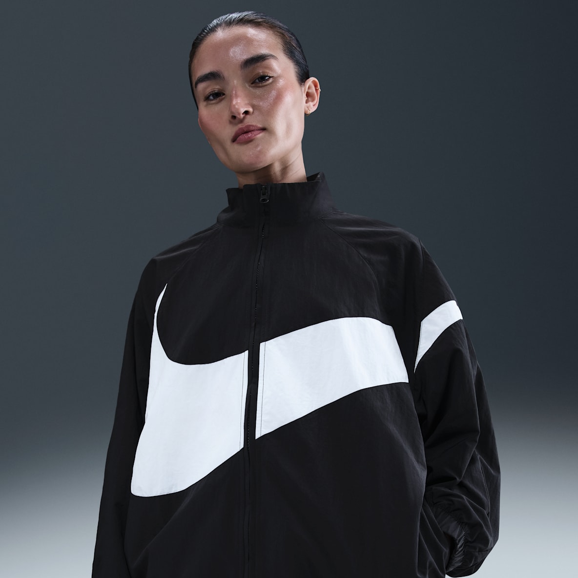Nike Sportswear Nike Sportswear Women's Oversized Woven Jacket