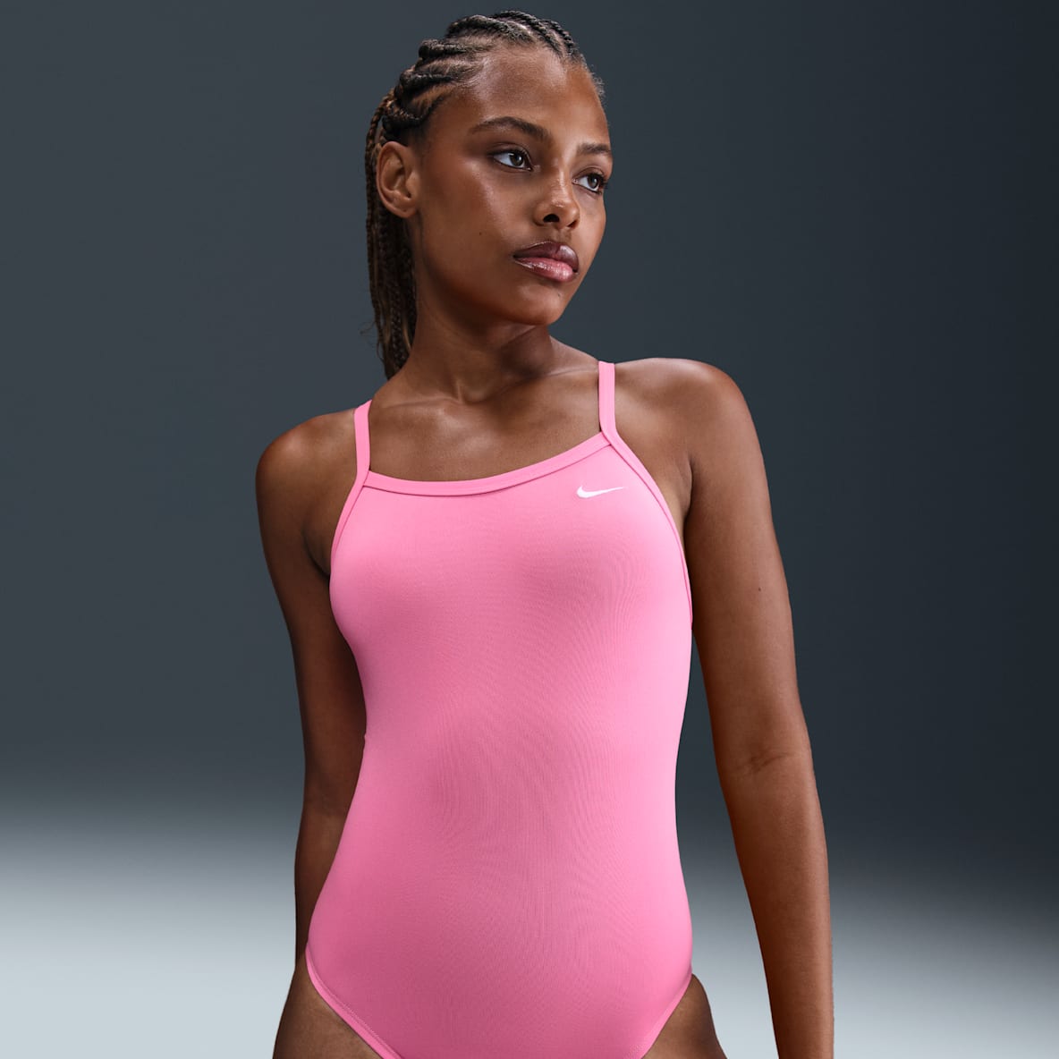 Natación Nike HydraStrong Essential Traje de baño de una sola pieza de espalda deportiva para mujer