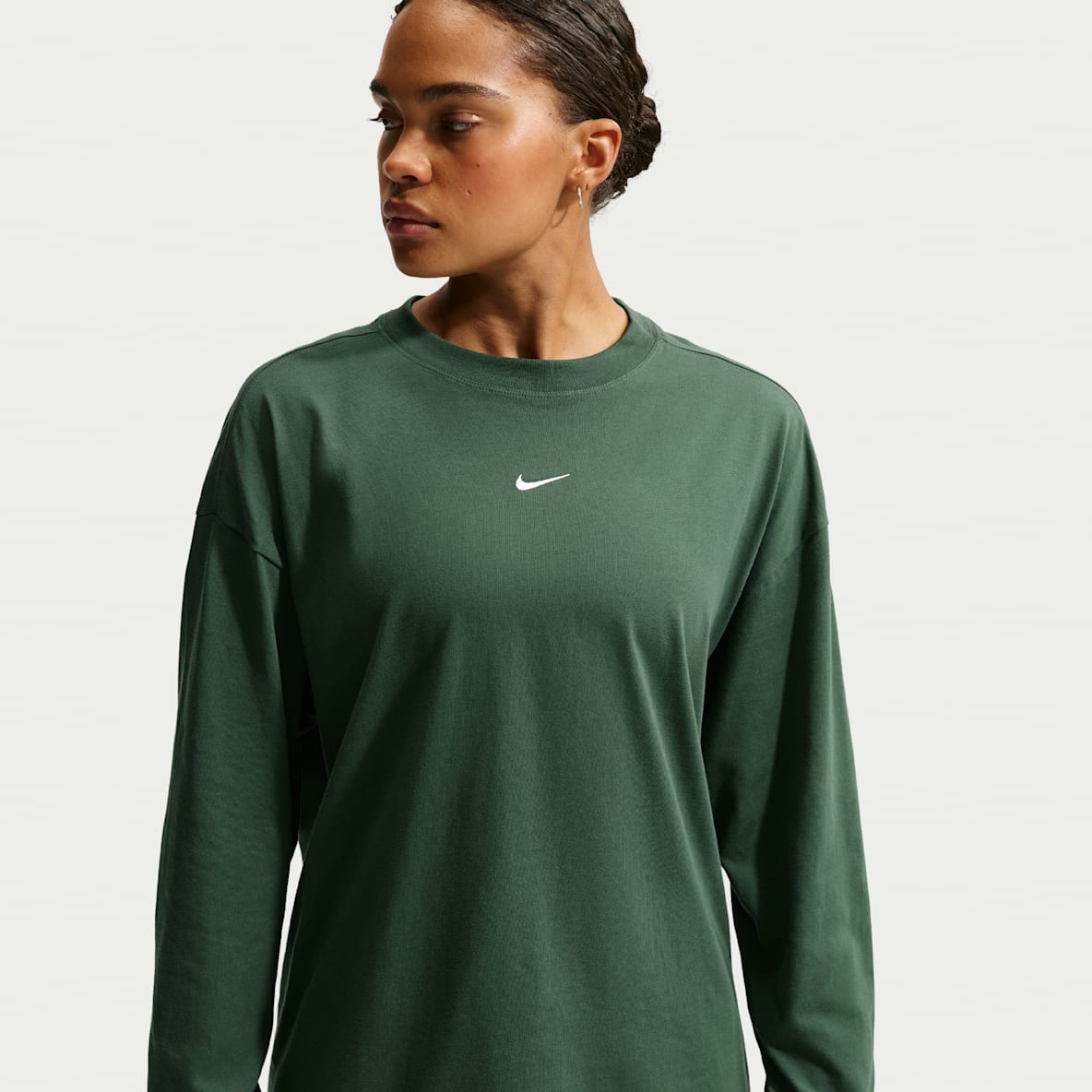 Nike Sportswear Nike Sportswear Women's Oversized Long-Sleeve T-Shirt