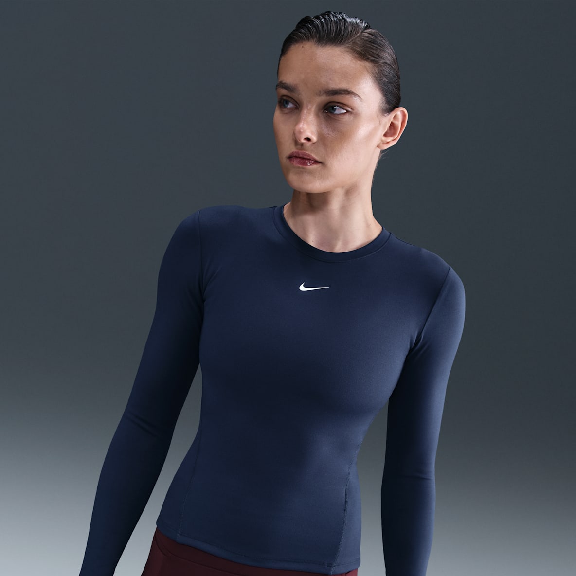 Nike One Fitted Nike One Fitted Women's Dri-FIT Long-Sleeve Top