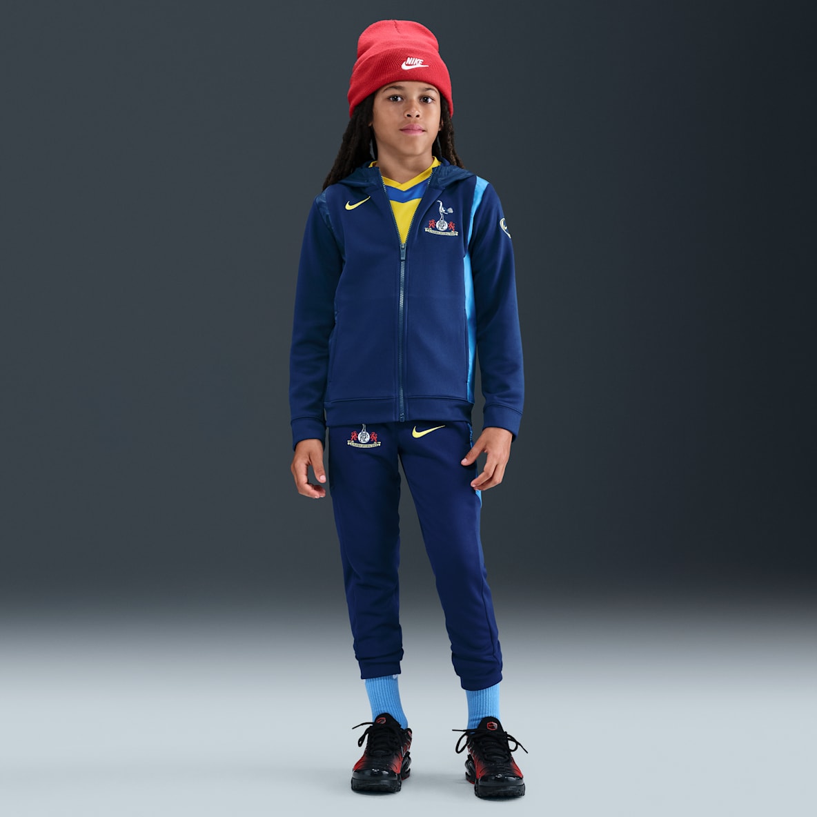 Tottenham Hotspur Third Tottenham Hotspur Third Older Kids' Nike Total 90 Football Woven Tracksuit