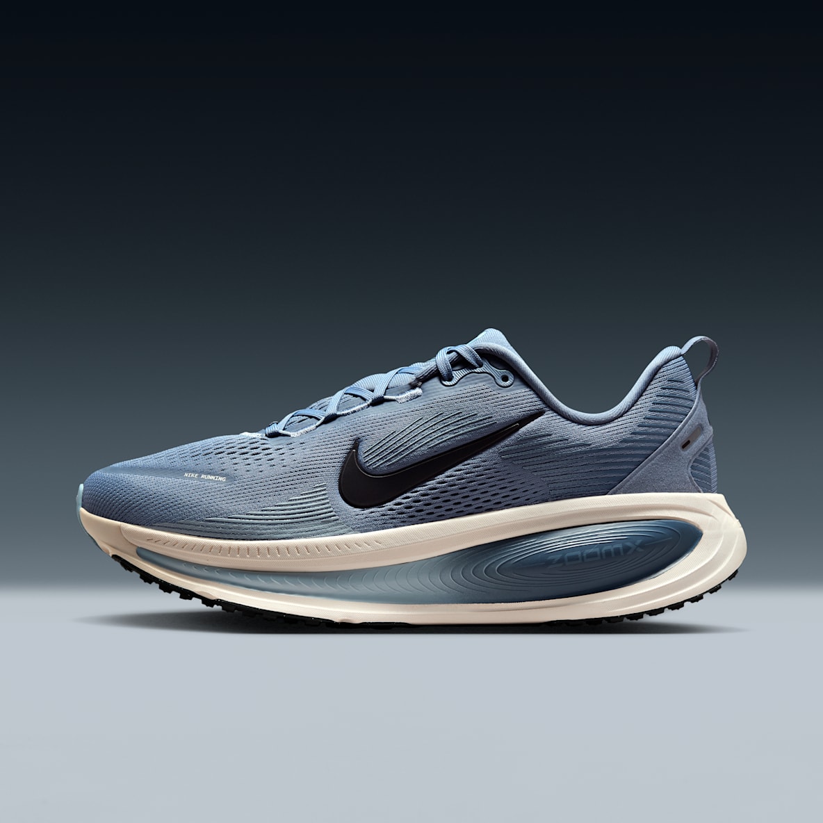 Nike Vomero 18 Tenis de correr en pavimento para hombre