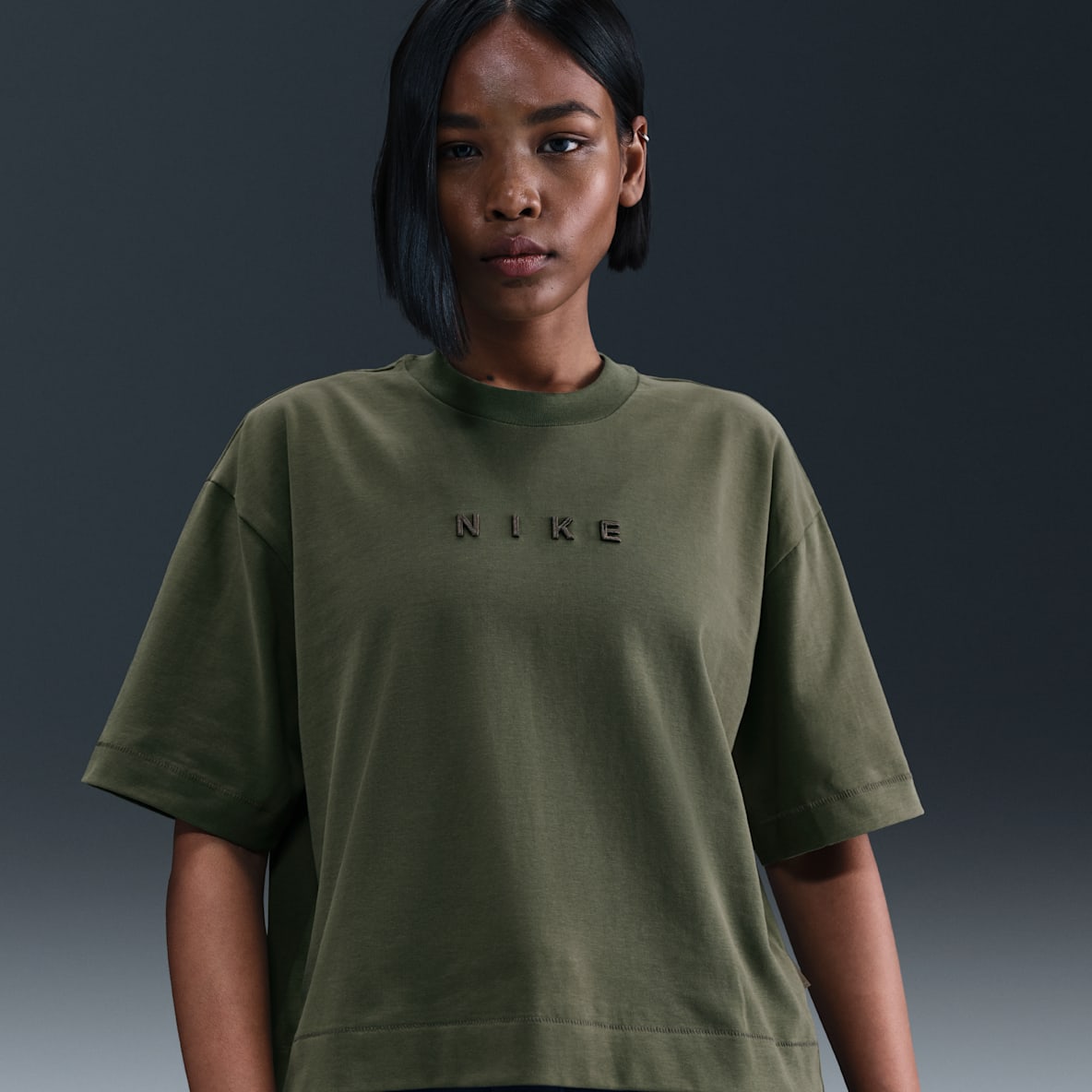Nike Sportswear Kortærmet, firkantet T-shirt til kvinder
