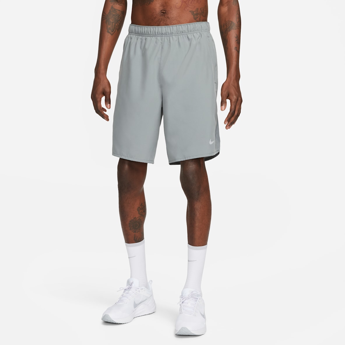 Nike Challenger Calções versáteis sem forro de 23 cm Dri-FIT para homem
