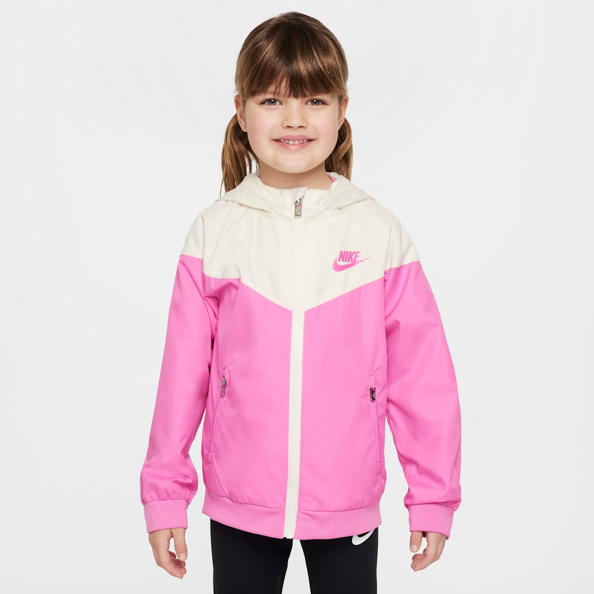 Nike Nike Chamarra Windrunner para niños talla pequeña