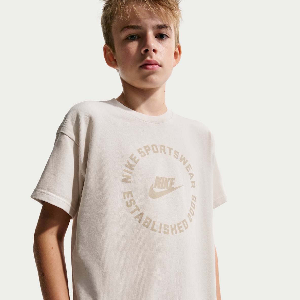 Nike Sportswear Playera para niños talla grande