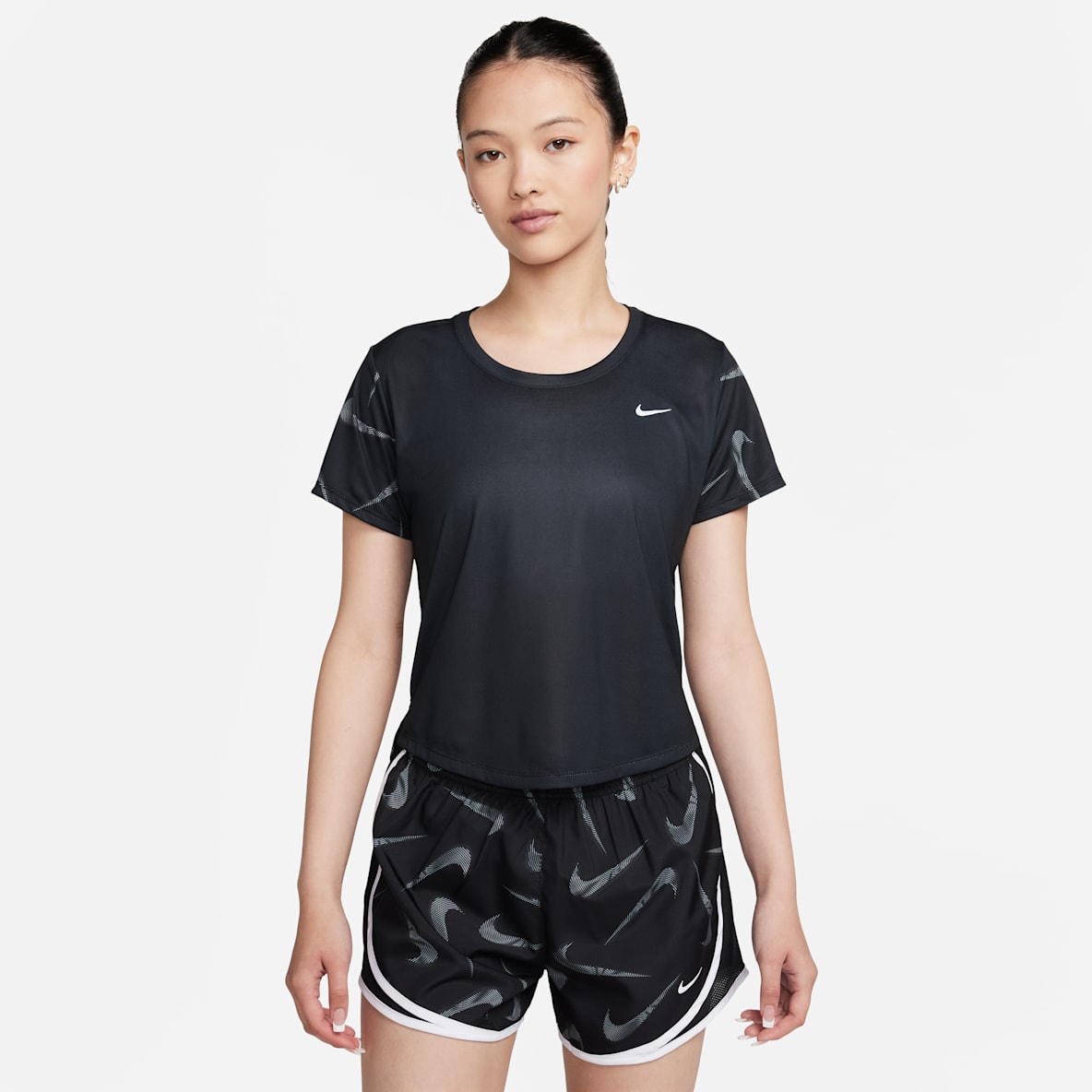 ナイキ Dri-FIT スウッシュ ナイキ Dri-FIT スウッシュ ウィメンズ ショートスリーブ プリント ランニングトップ