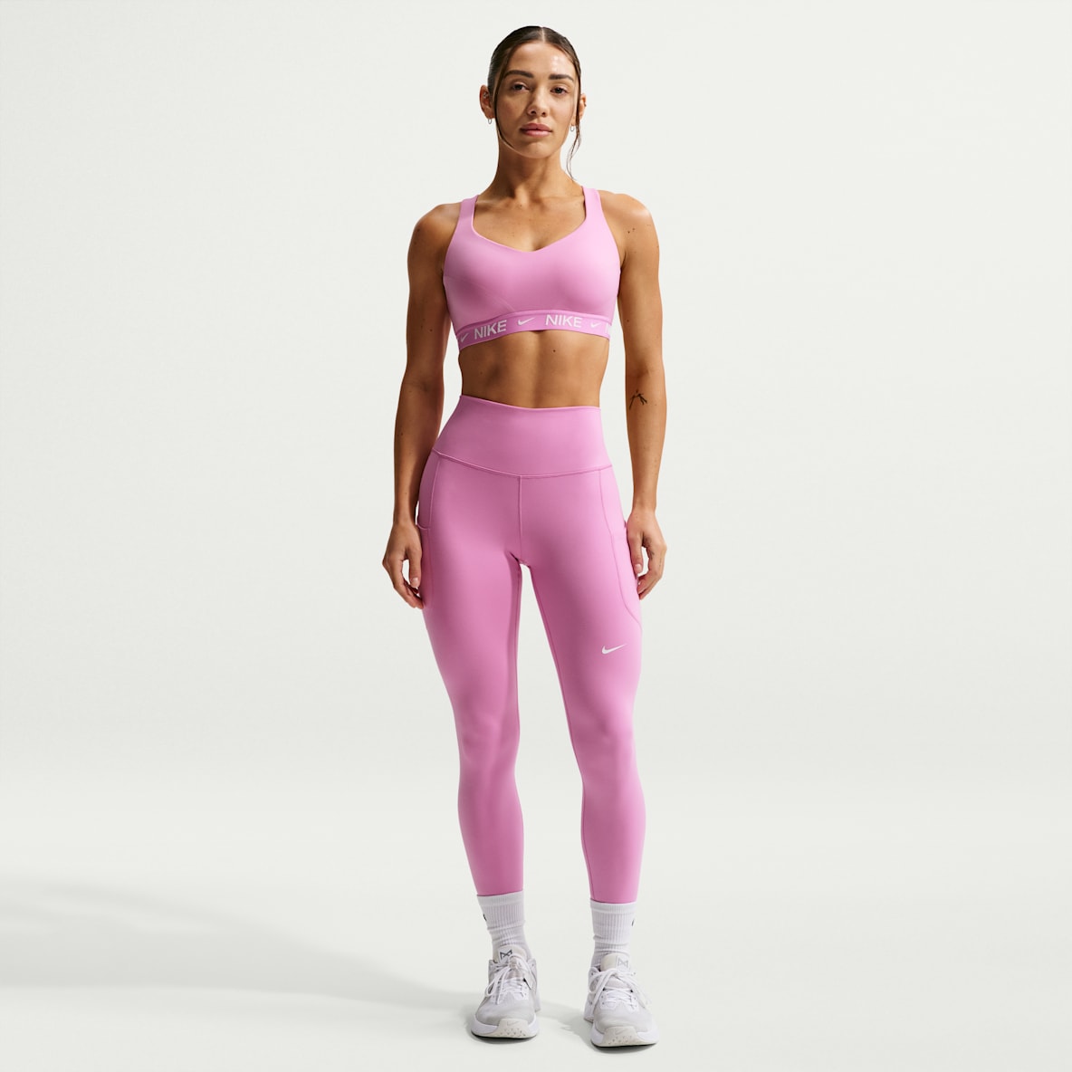 Nike One Leggings tiro alto de 7/8 con bolsillos para mujer