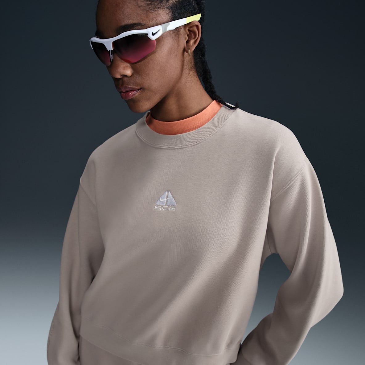 Nike ACG "Tuff Fleece" Nike ACG "Tuff Fleece" Women's Therma-FIT Repel Crew-Neck Sweatshirt