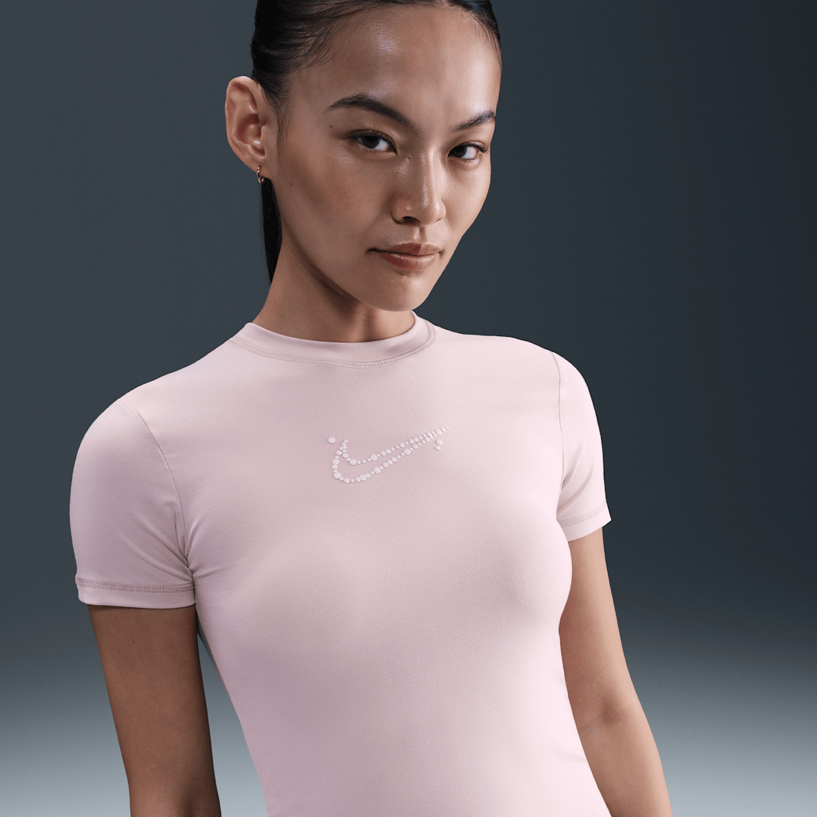 Nike Sportswear Nike Sportswear Aansluitend, kort T-shirt voor dames