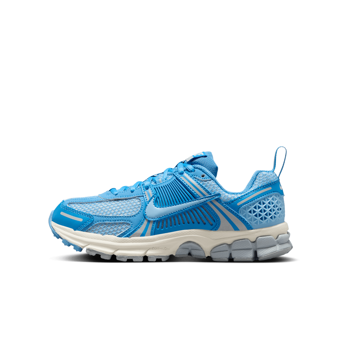 Nike Vomero 5 Nike Vomero 5 Big Kids' Shoes with Reflective Accents