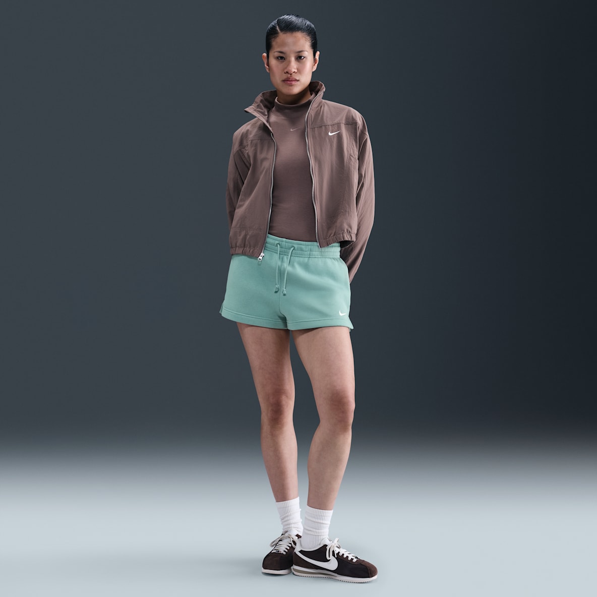 Nike Sportswear Phoenix Fleece Damesshorts met halfhoge taille (5 cm)