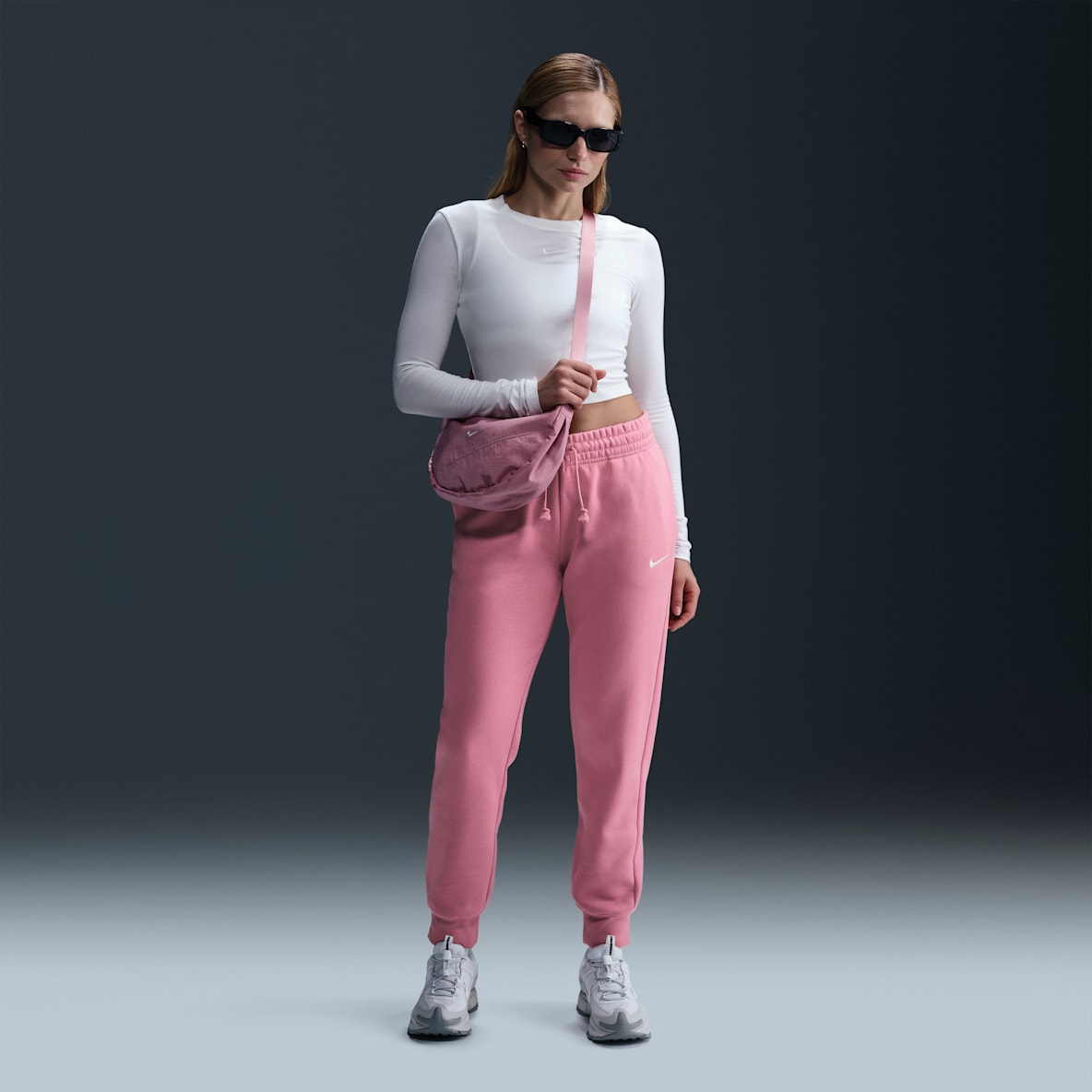 Nike Sportswear Phoenix Fleece Women's Mid-Rise Sweatpants