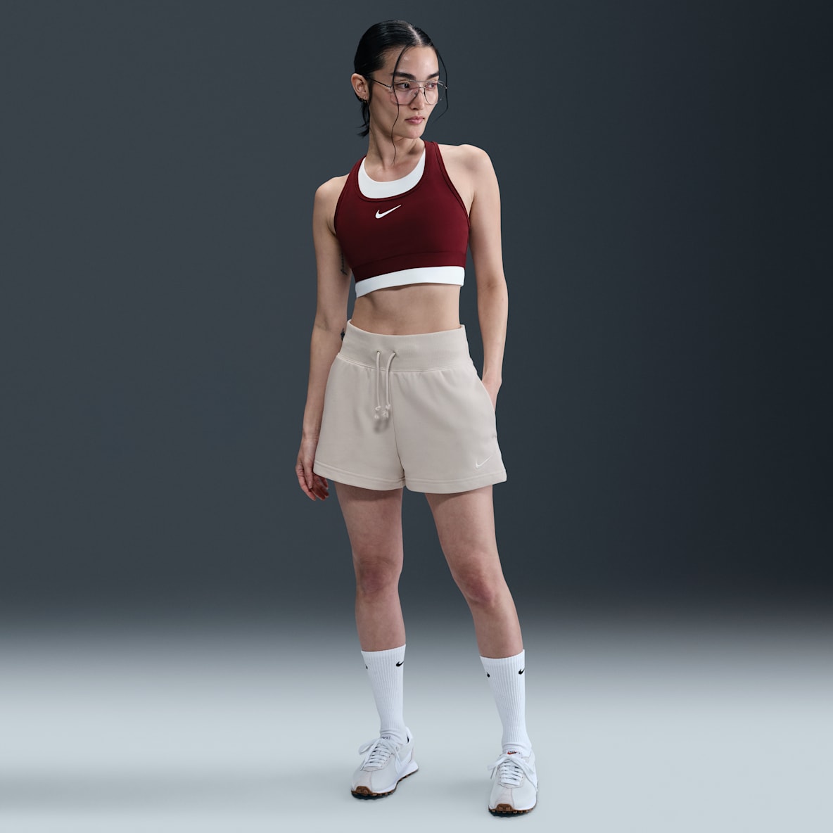 Nike Sportswear Phoenix Fleece Nike Sportswear Phoenix Fleece Shorts de French Terry de tiro alto para mujer