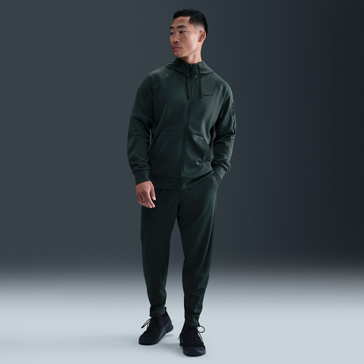 Nike Totality Men's Dri-FIT Tapered Versatile Trousers