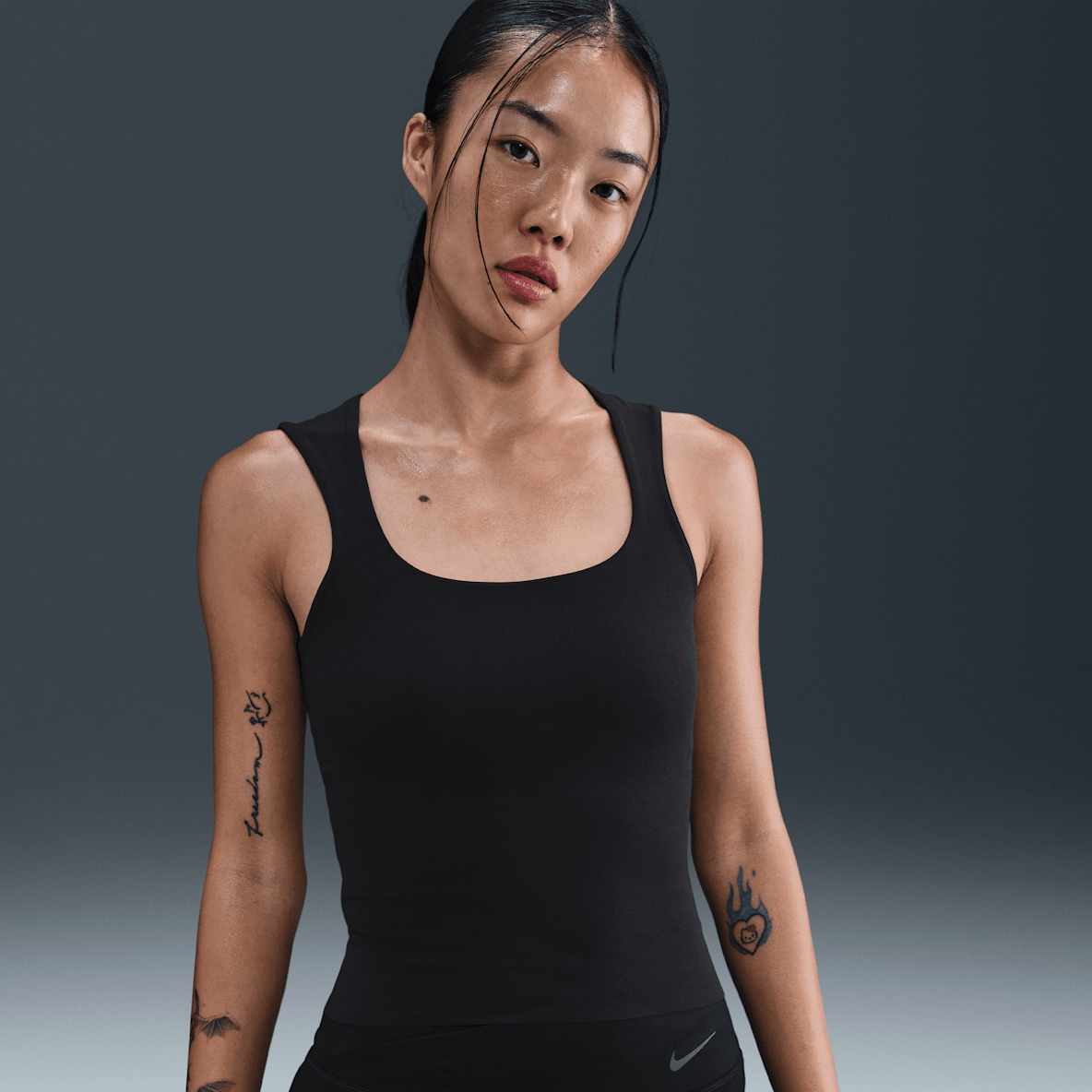 Nike Zenvy Nike Zenvy เสื้อกล้ามผู้หญิง Dri-FIT