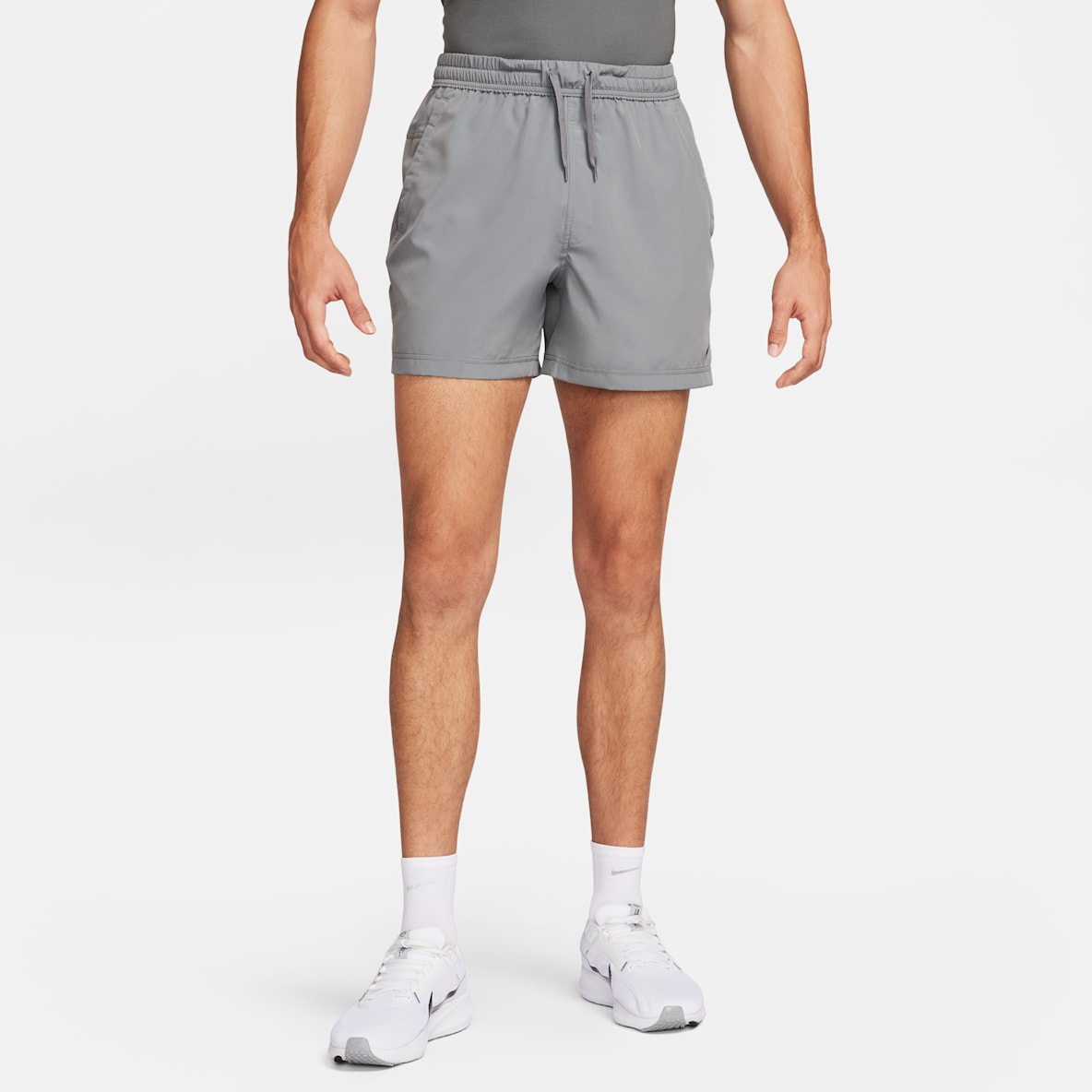 Nike Form Nike Form Men's Dri-FIT 5" Unlined Versatile Shorts