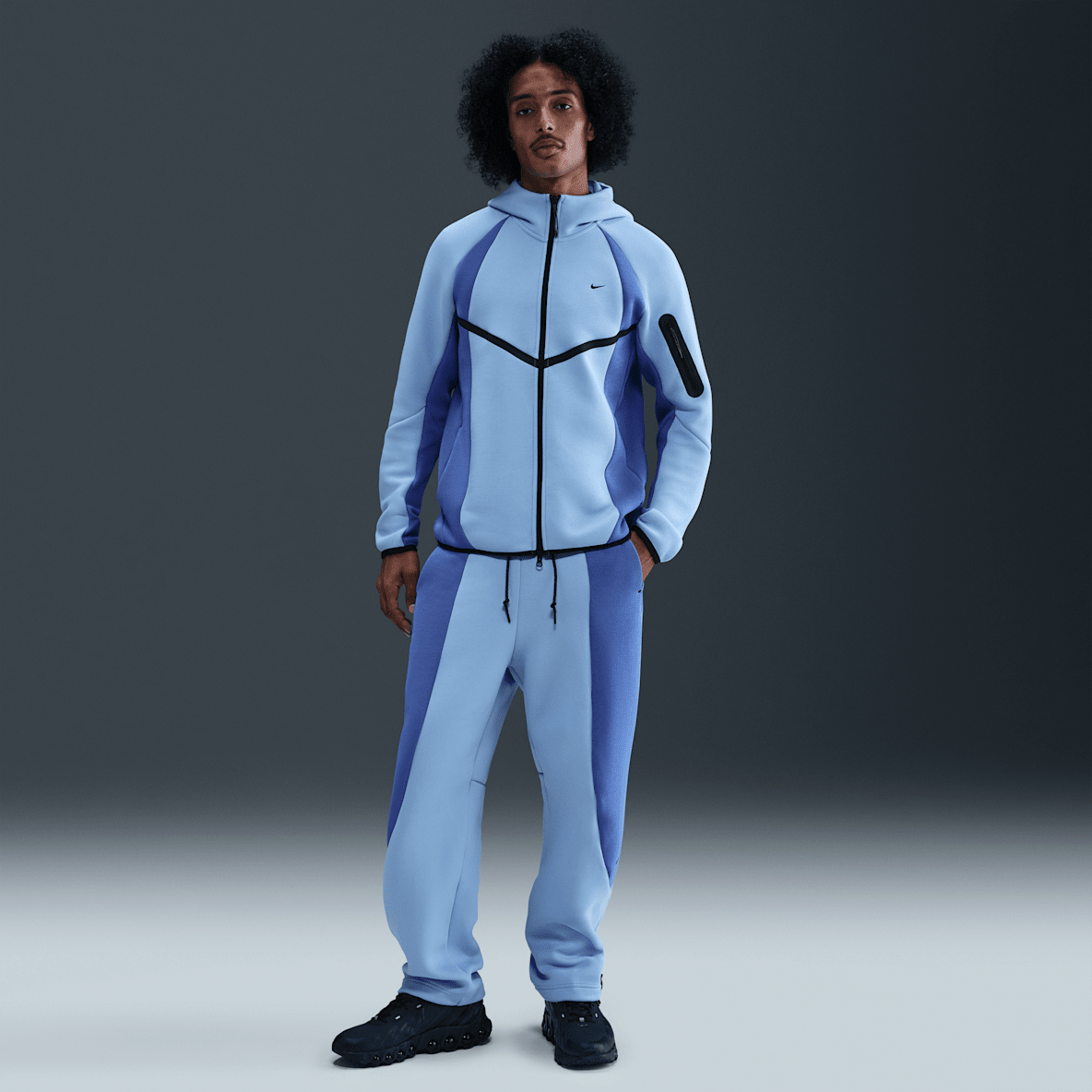 Nike Tech Nike Tech Fleecebyxor med färgblock och vid fåll för män