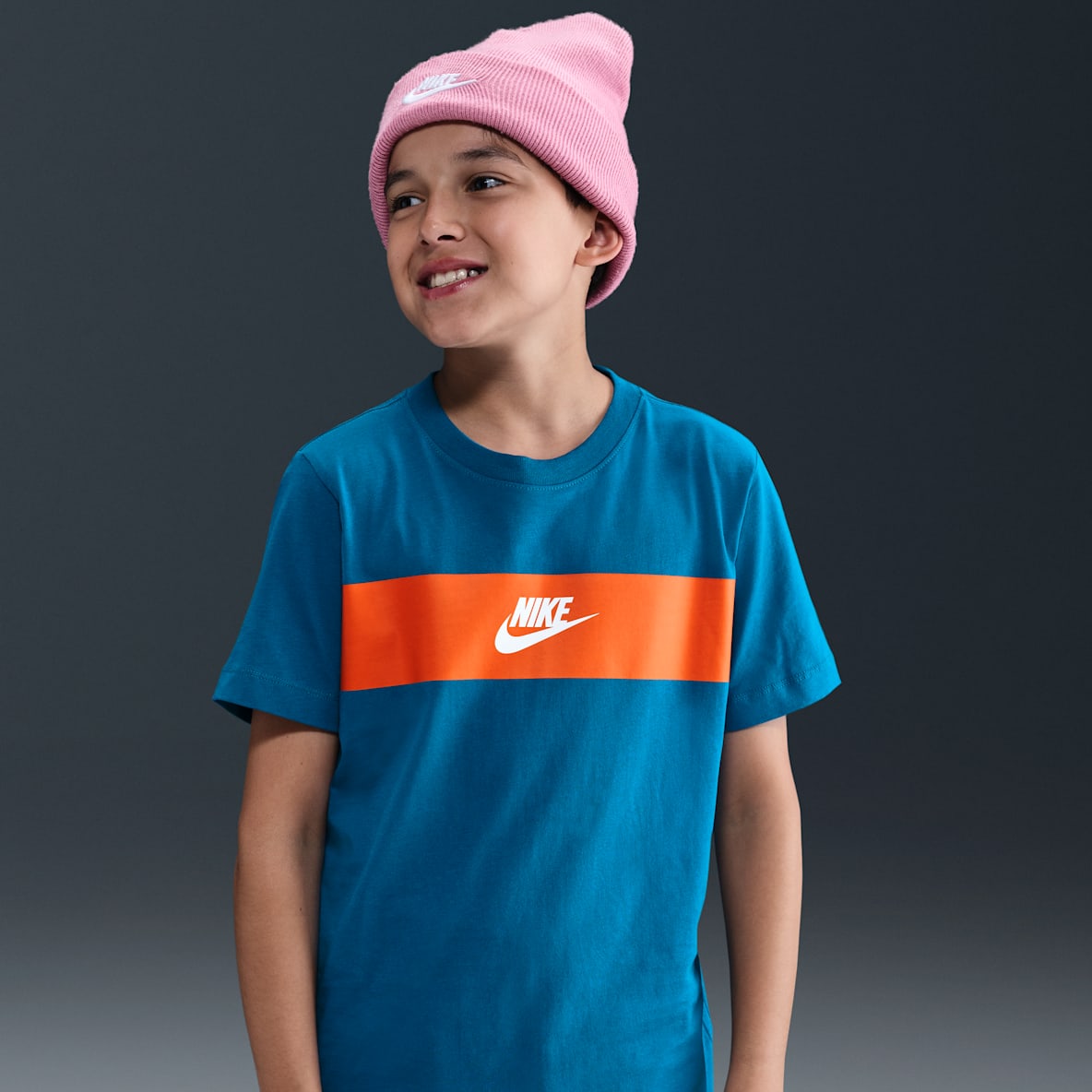 Nike Sportswear Nike Sportswear Older Kids' T-Shirt