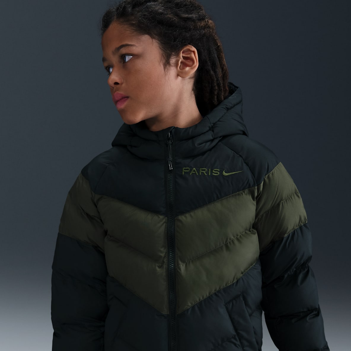 Paris Saint-Germain Paris Saint-Germain Older Kids' Nike Football Synthetic Fill Hooded Jacket
